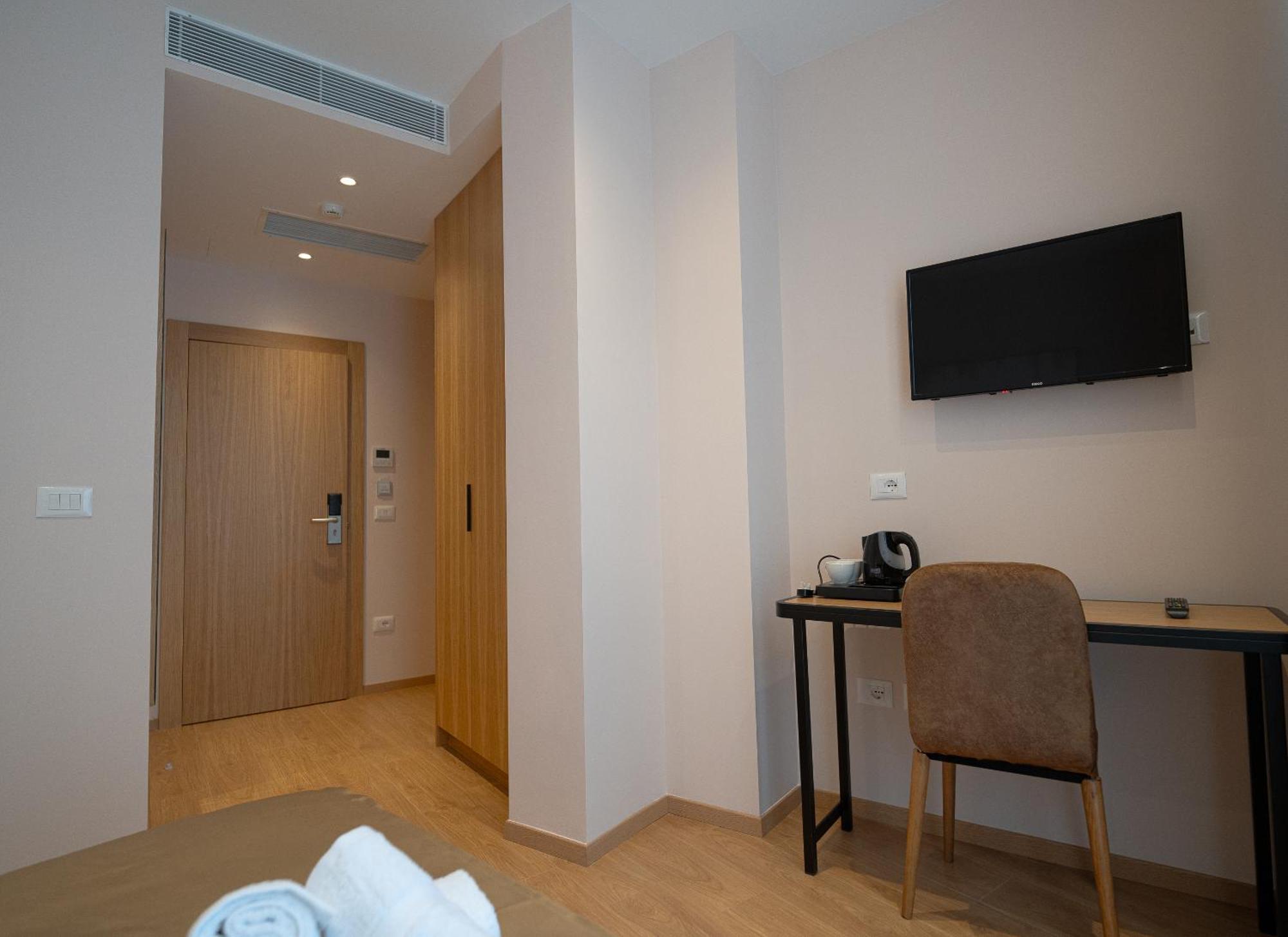 Hotel Boutique Jera Tirana Exterior photo